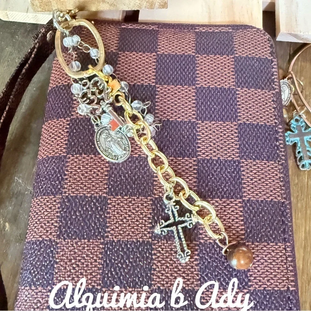 Alquimia Key & Card Holder with Gold and Brown Accents